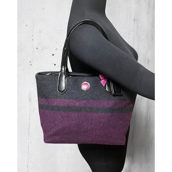 Coach F24786 Signature Stripe Wool Tote Bag - Picture 7 of 10